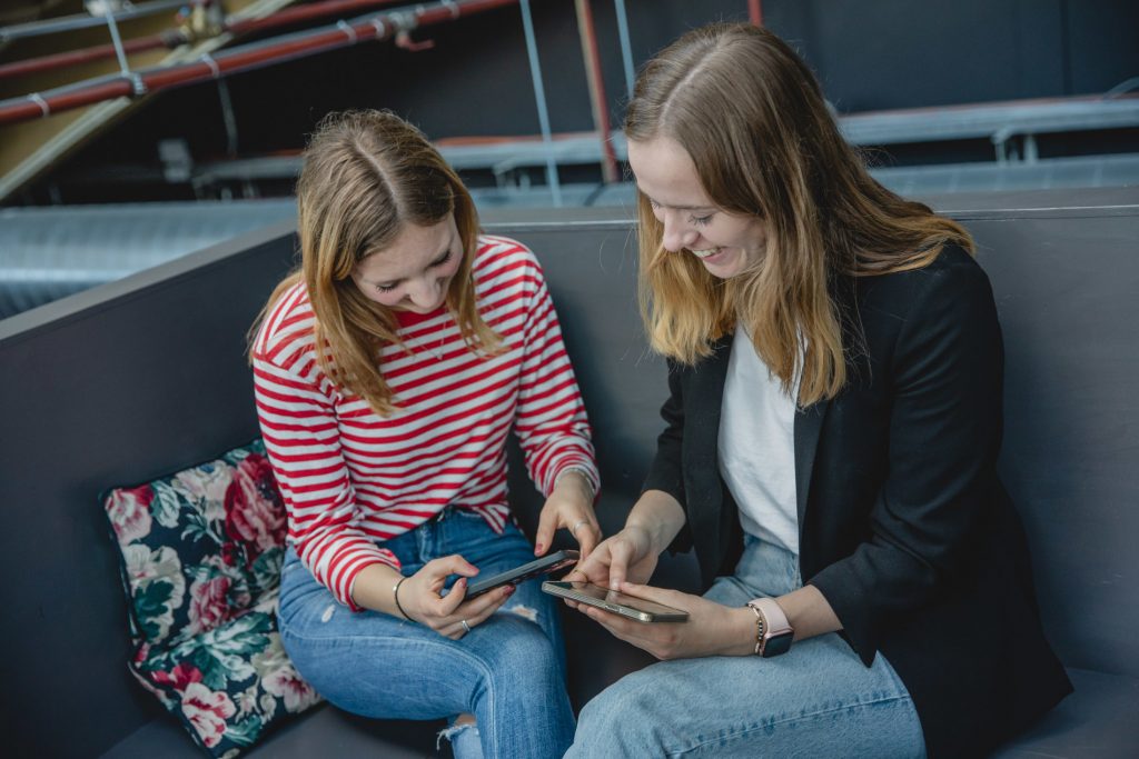 Verpleegtechnische handelingen scholen - 2 studenten
